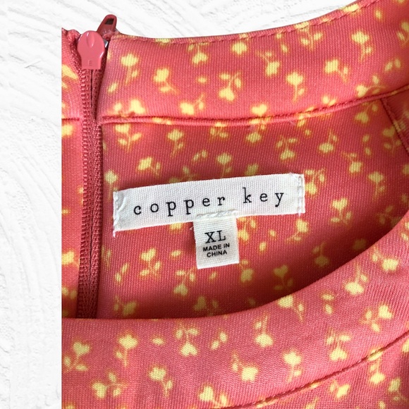 Copper Key Peach & Yellow Dress Size XL - Picture 3 of 7
